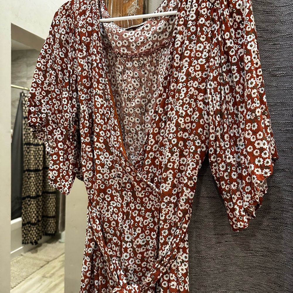 JODIFL Red and White Floral Dress